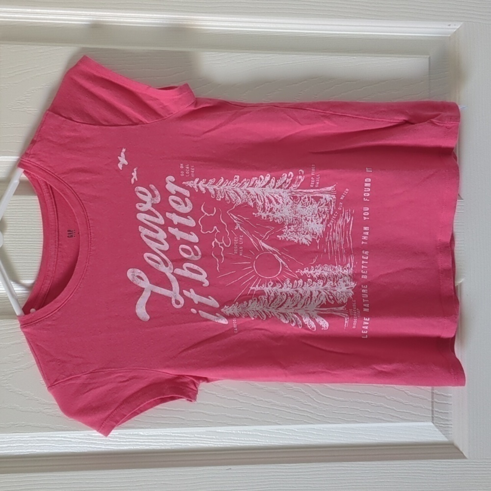 Gap girls tee size XL